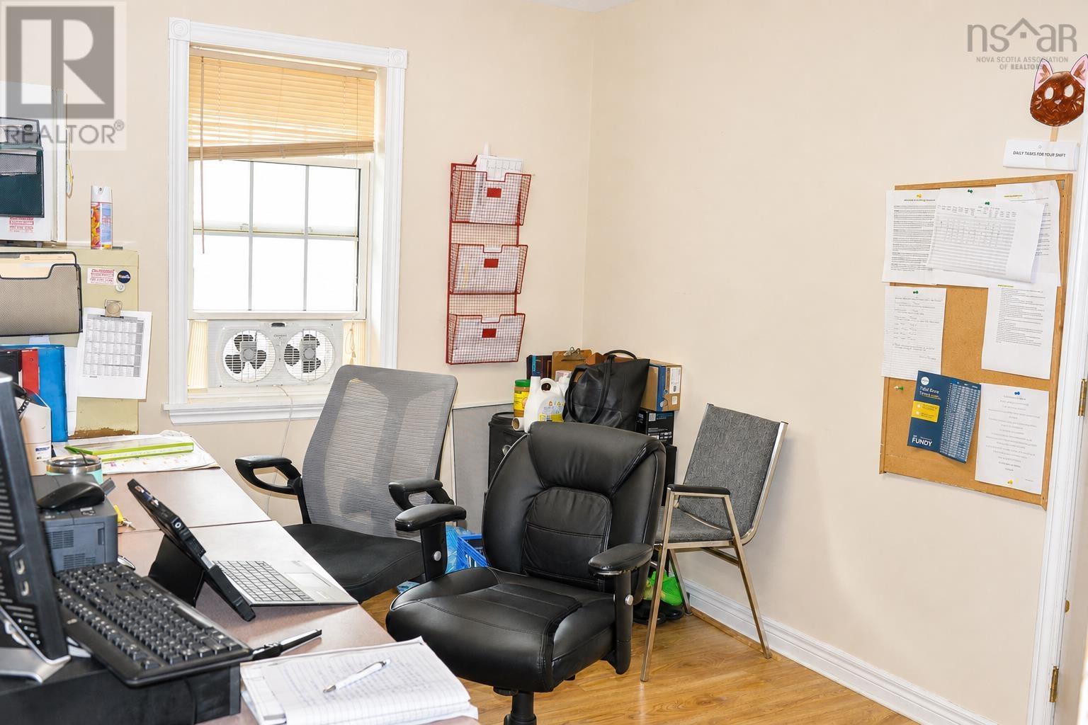 105 Park Street, Truro, Nova Scotia  B2N 3J5 - Photo 11 - 202620889