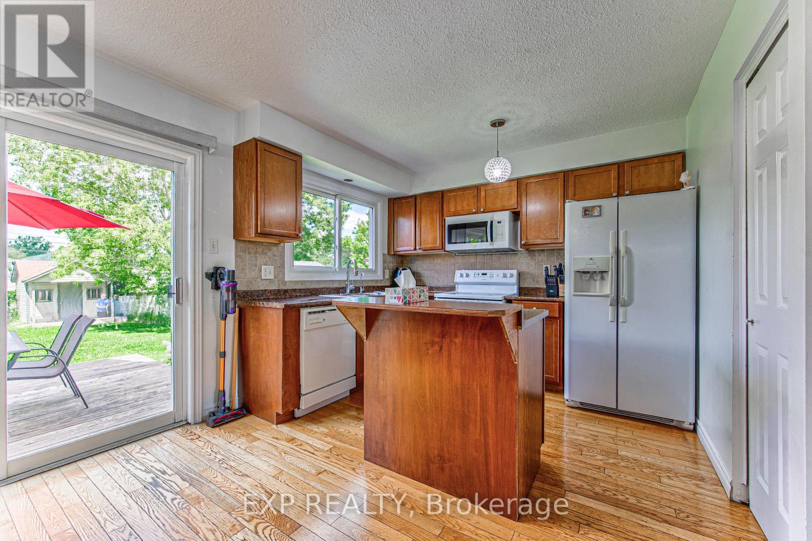 98 Monteagle Crescent, Kitchener, Ontario  N2N 1N1 - Photo 10 - X13687764