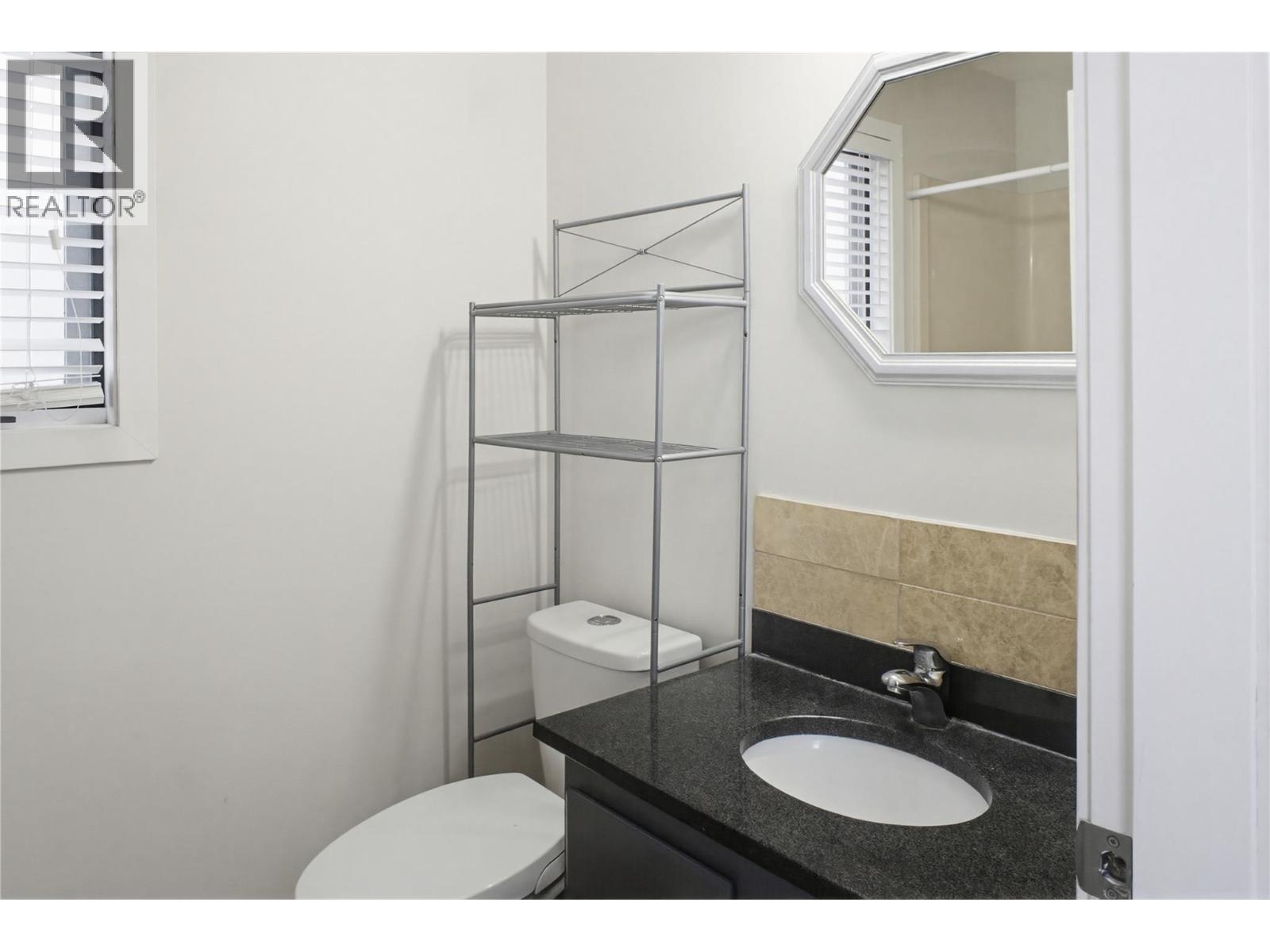 1133 13th Street, Kamloops, British Columbia  V2B 8K4 - Photo 10 - 10398098