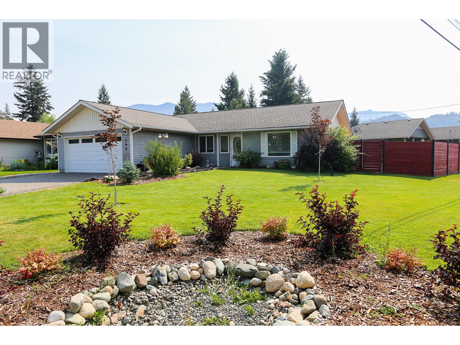 566 Mclean Road, Barriere, British Columbia