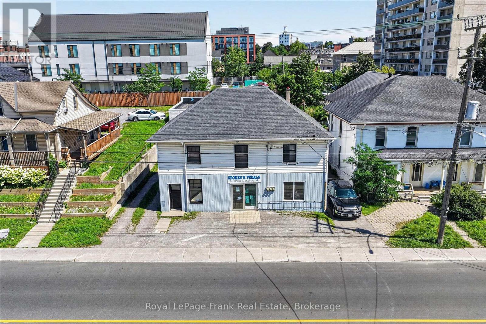 464 Aylmer Street N, Peterborough, Ontario  K9H 3W2 - Photo 5 - X13688336