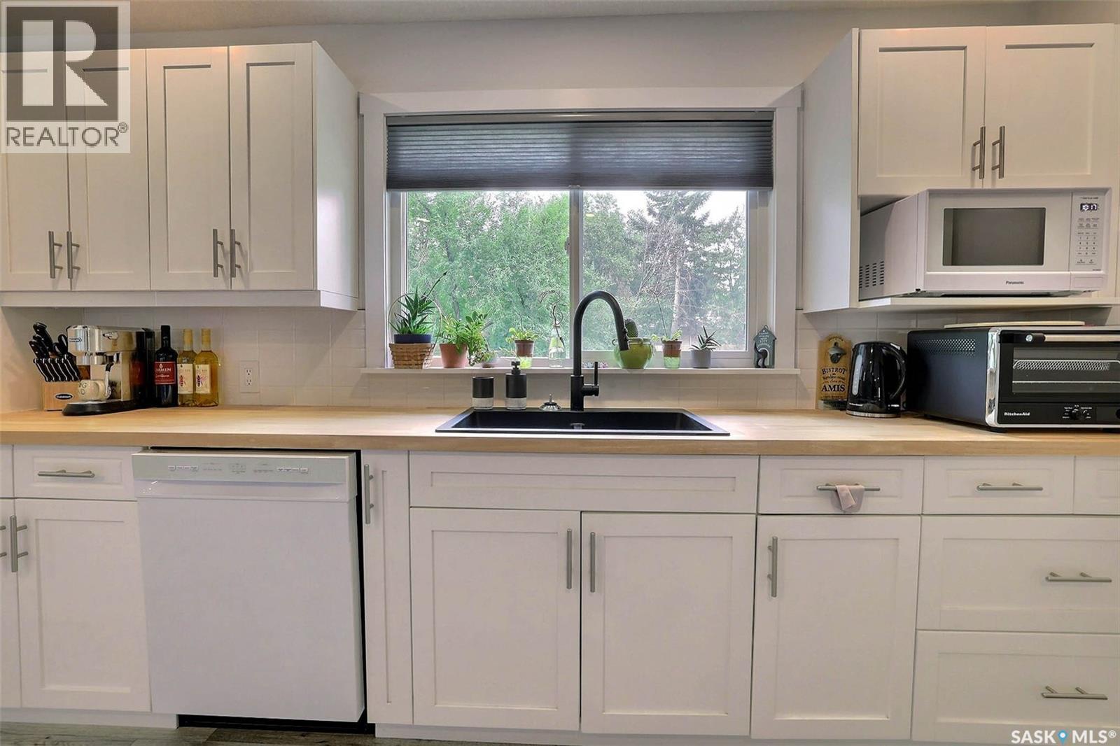 34 Elmwood Place, Regina, Saskatchewan  S4S 5M3 - Photo 15 - SK045871