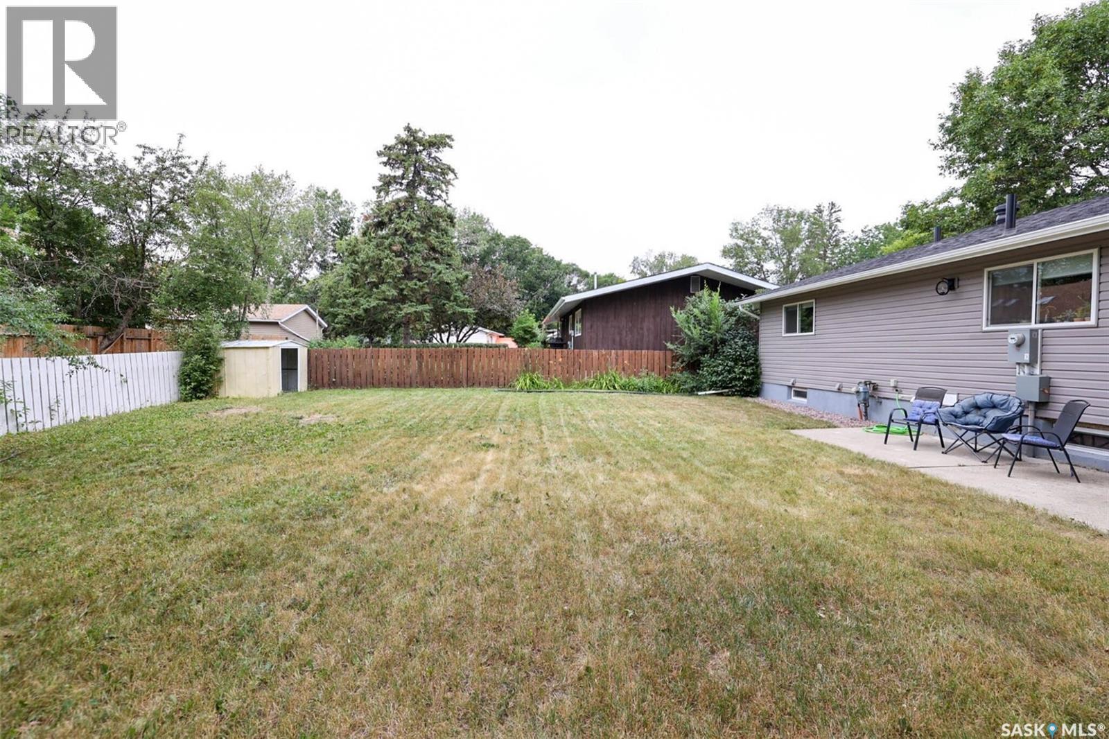 34 Elmwood Place, Regina, Saskatchewan  S4S 5M3 - Photo 41 - SK045871