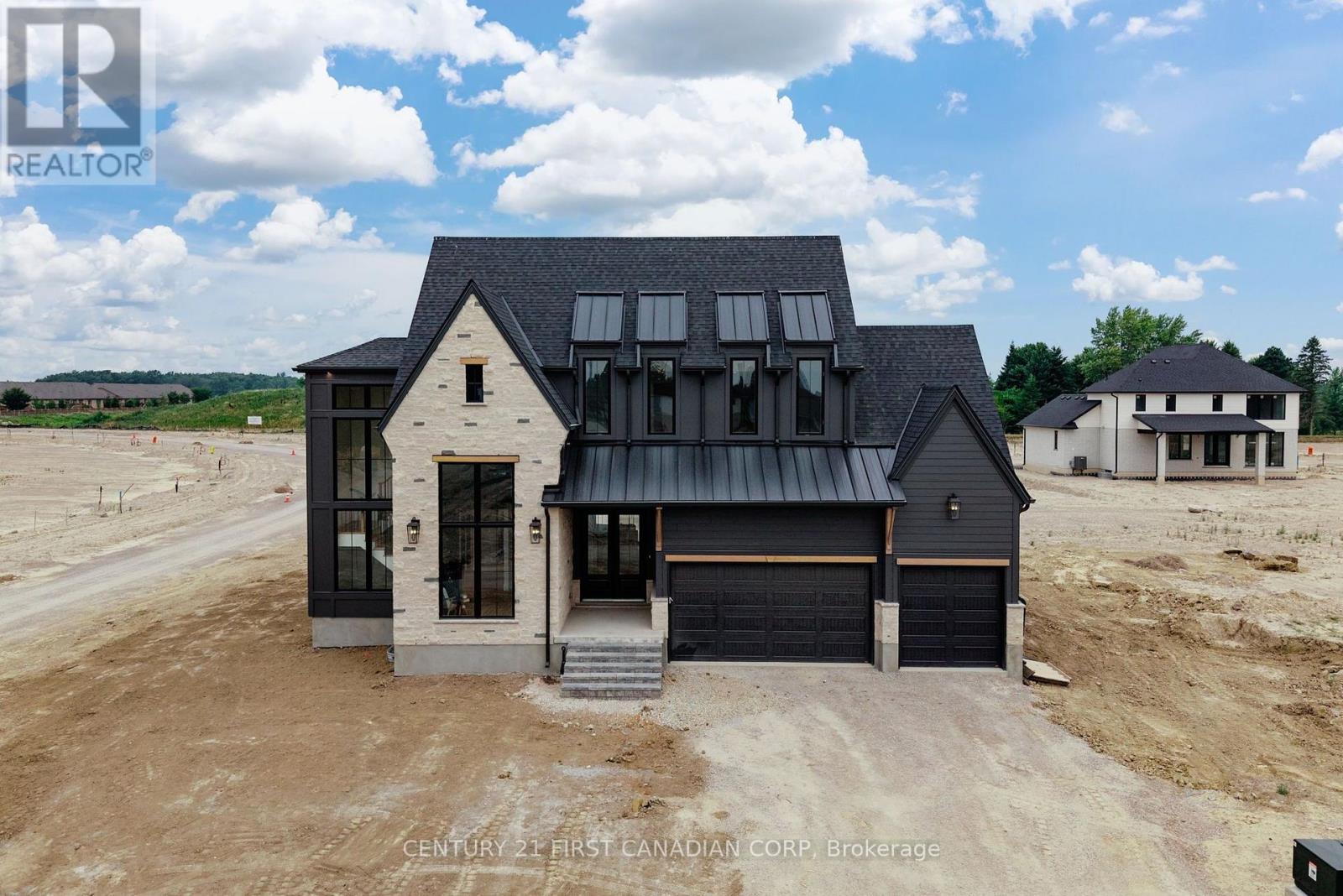 876 White Pine Street, London North, Ontario  N6G 3X9 - Photo 2 - X13688380