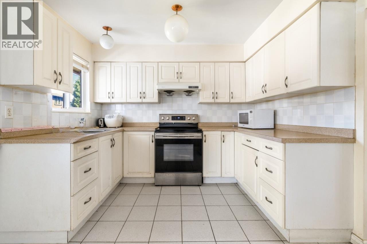 675 Duncan Avenue, Burnaby, British Columbia  V5B 4M1 - Photo 13 - R3156733