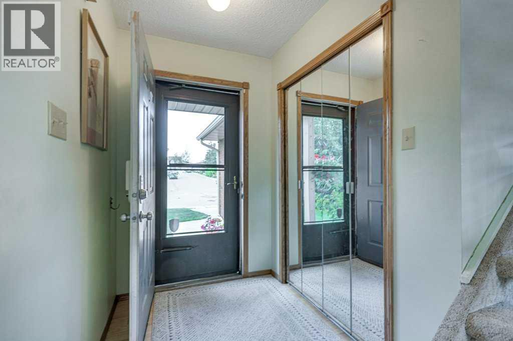 165 Greig Drive, Red Deer, Alberta  T4P 2N4 - Photo 5 - A2333960