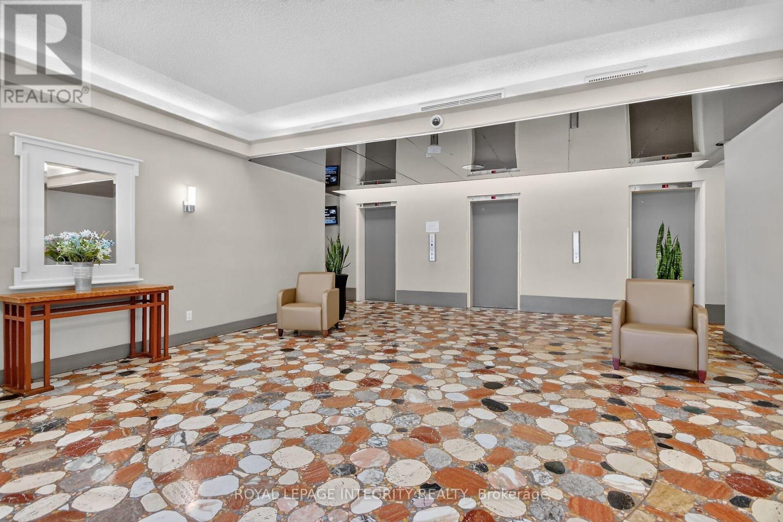 2701 - 1785 Frobisher Lane, Ottawa, Ontario  K1G 3T7 - Photo 5 - X13688326