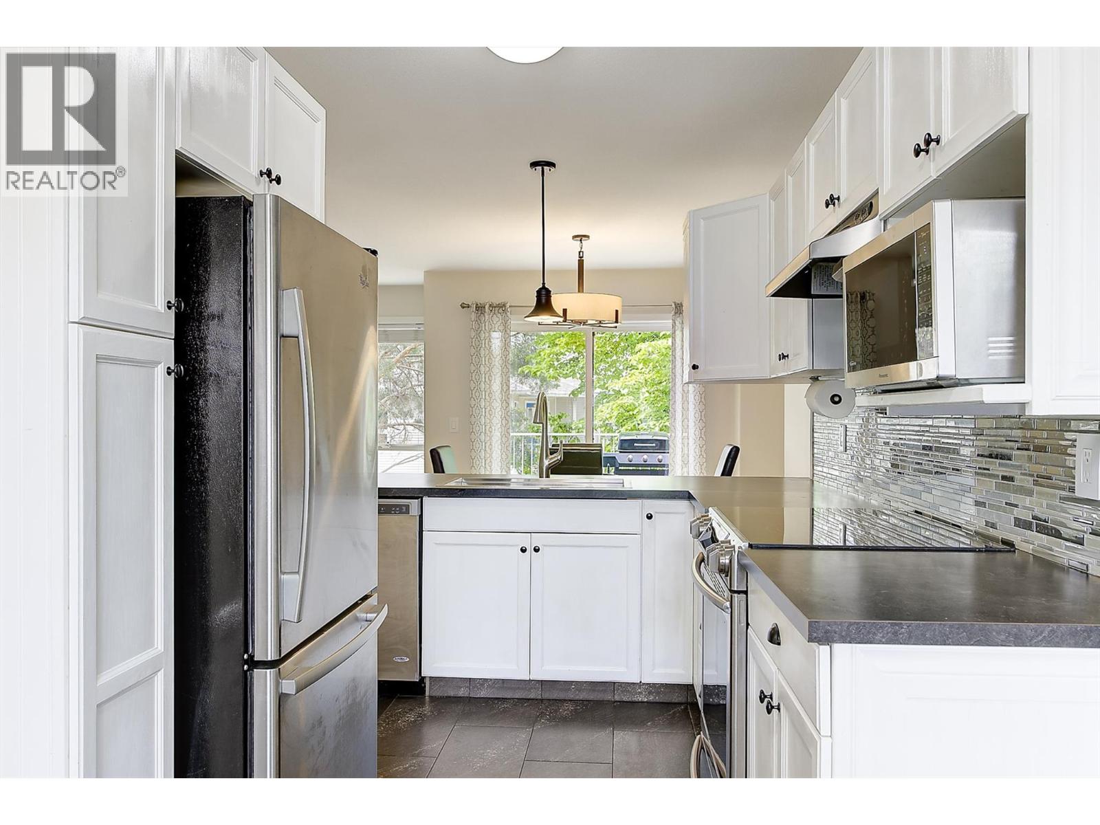 133 Wyndham Crescent Unit# 110, Kelowna, British Columbia  V1V 1Y8 - Photo 3 - 10397839