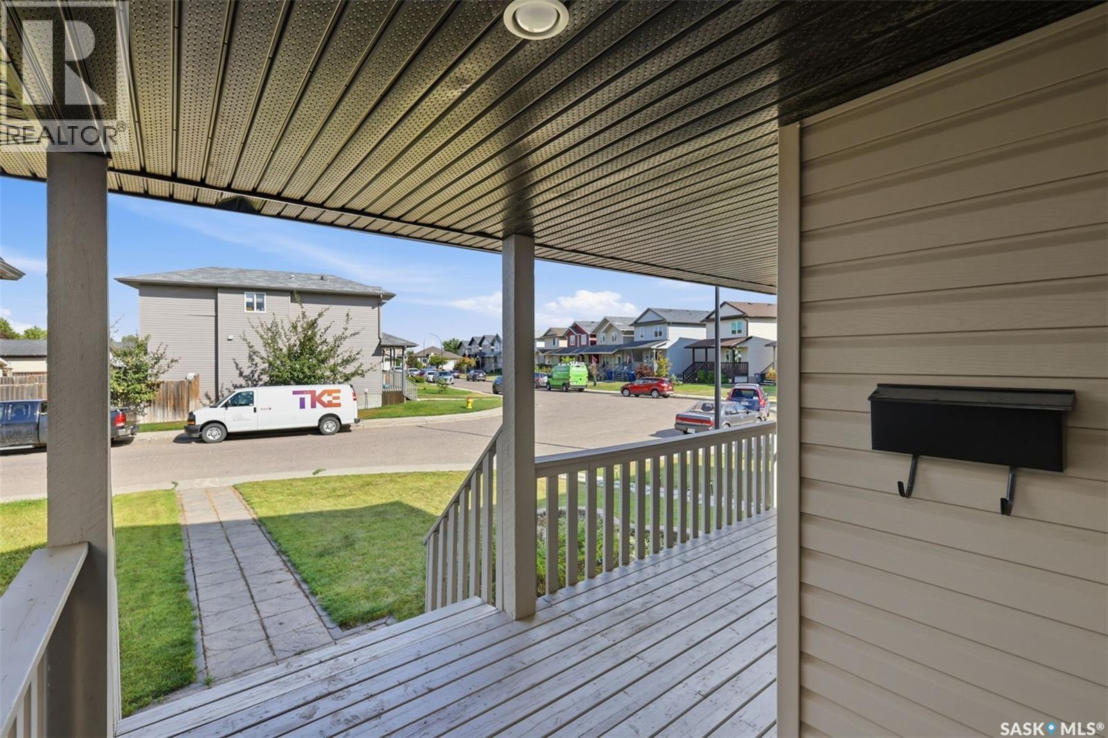 738 Lamarsh Lane, Saskatoon, Saskatchewan  S7W 1B6 - Photo 6 - SK045777