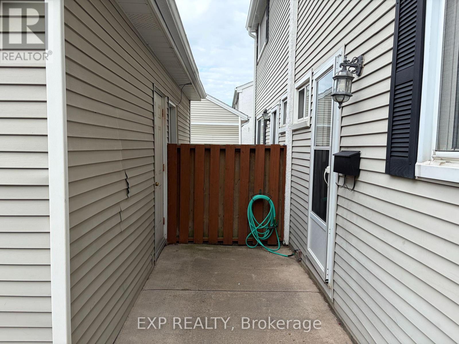 27 - 7001 Casey Street, Niagara Falls, Ontario  L2J 3G6 - Photo 3 - X13688384