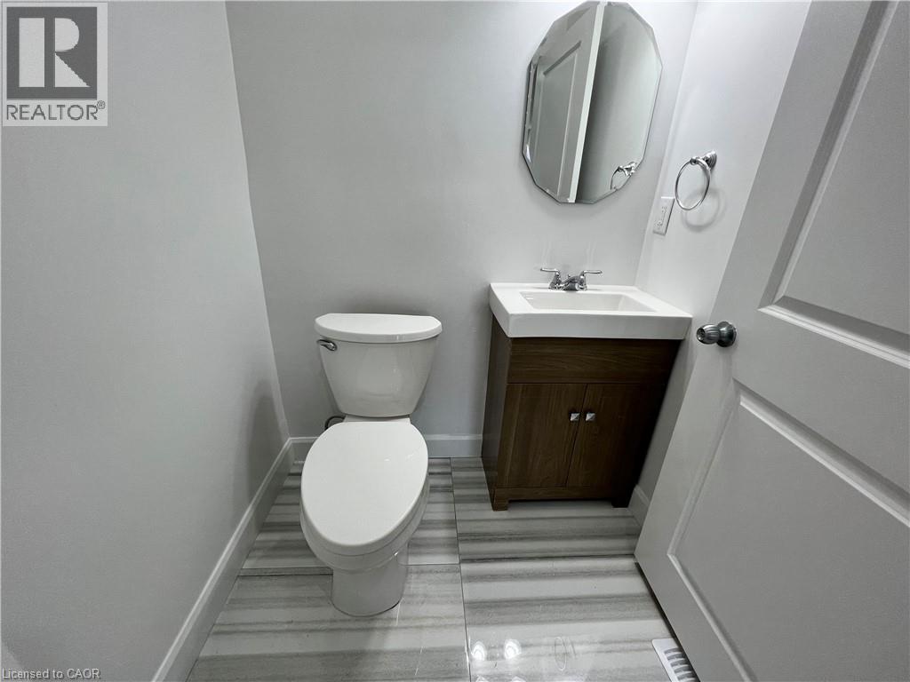 5 Rowanwood Street, Hamilton, Ontario  L8L 7H1 - Photo 7 - 40855948