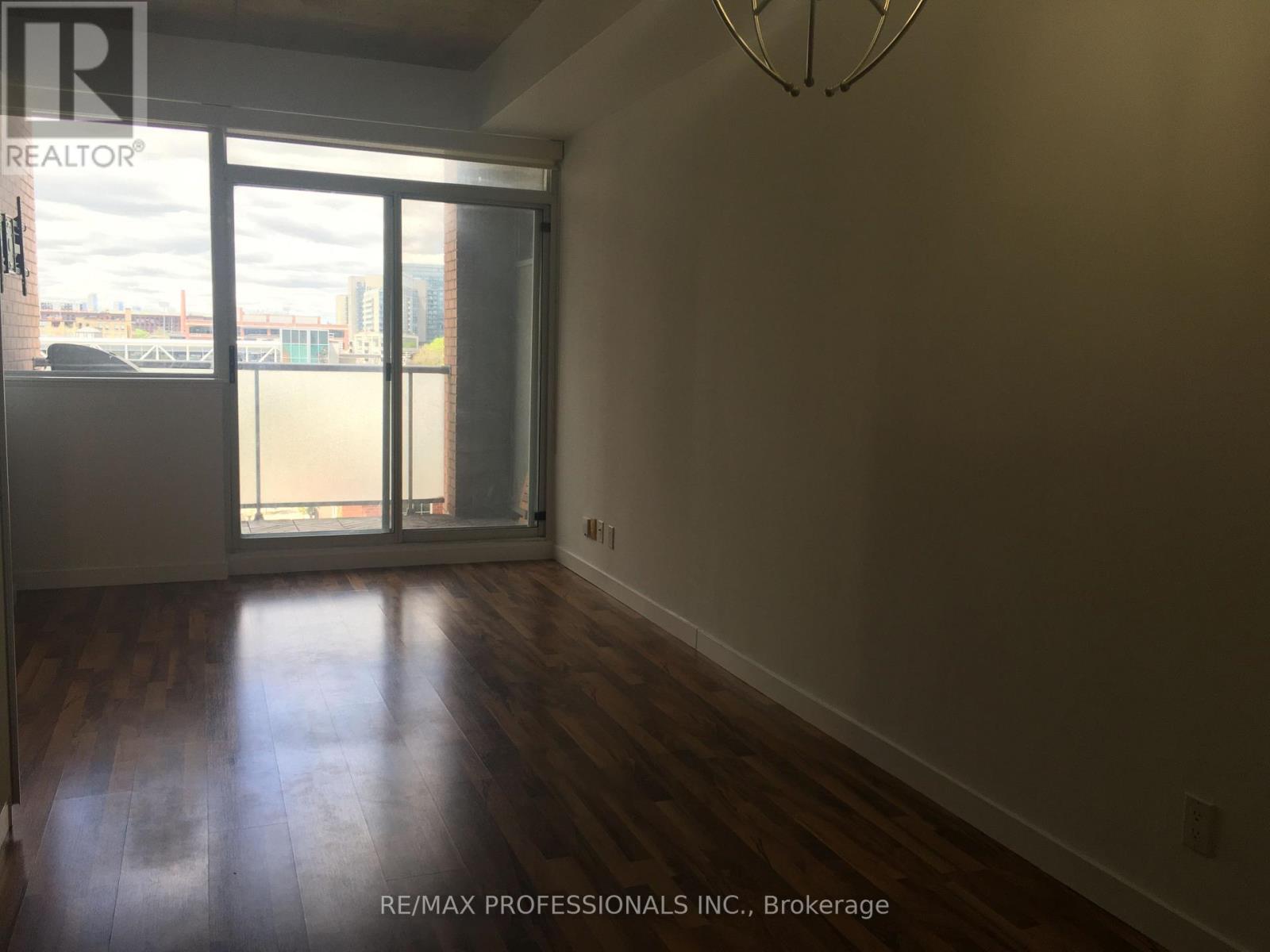 523 - 1 Shaw Street W, Toronto, Ontario  M6K 0A1 - Photo 9 - C13688312