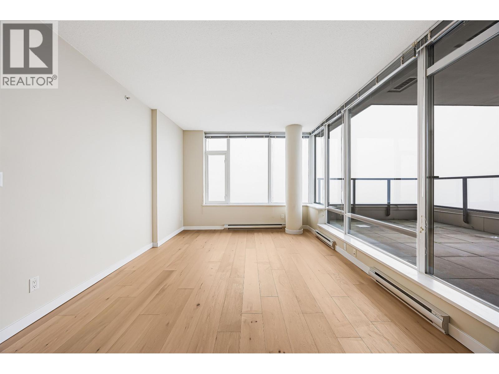 2905 2980 Atlantic Avenue, Coquitlam, British Columbia V3B 0G2 - Photo 2 - R3156770