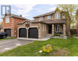 102 COUNTRY LANE, Barrie, Ontario