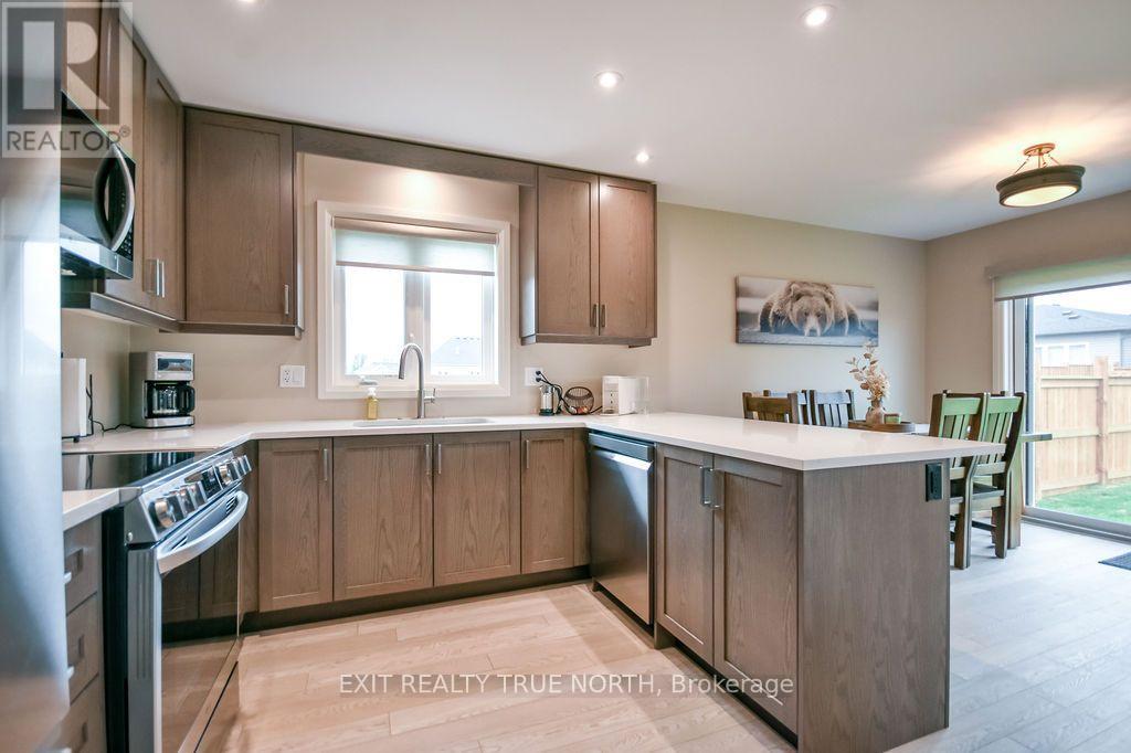 51 Harold Avenue, Severn (Coldwater), Ontario  L0K 1E0 - Photo 10 - S13688346