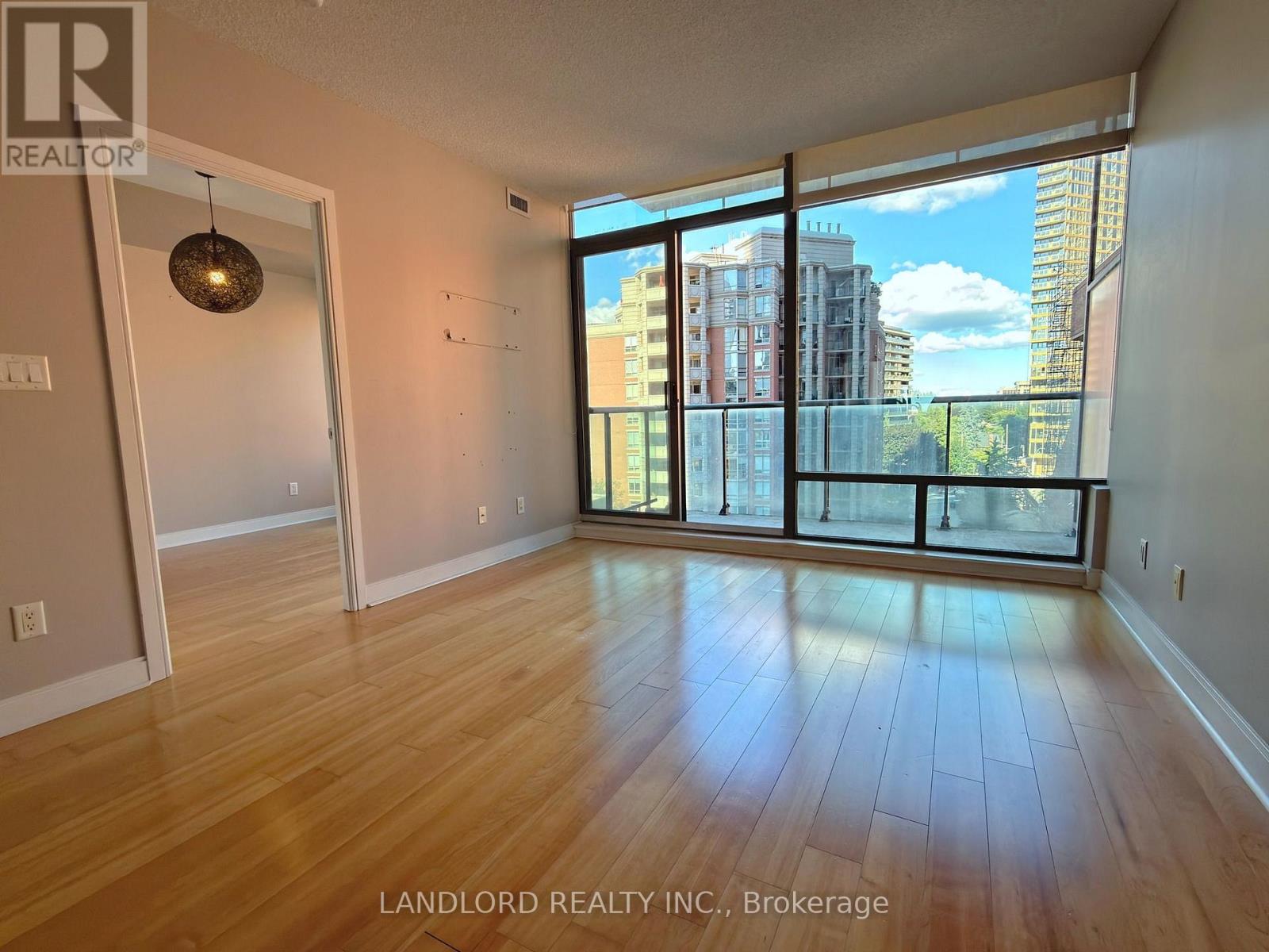 701 - 18 Yorkville Avenue, Toronto, Ontario  M4W 3Y8 - Photo 10 - C13658802