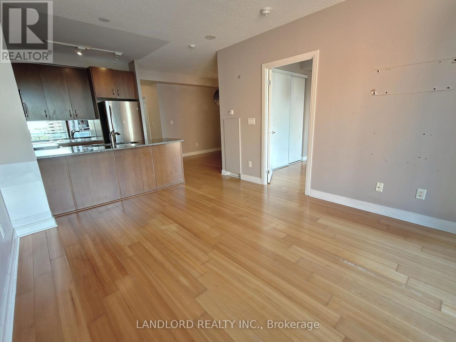 701 - 18 Yorkville Avenue, Toronto, Ontario  M4W 3Y8 - Photo 11 - C13658802