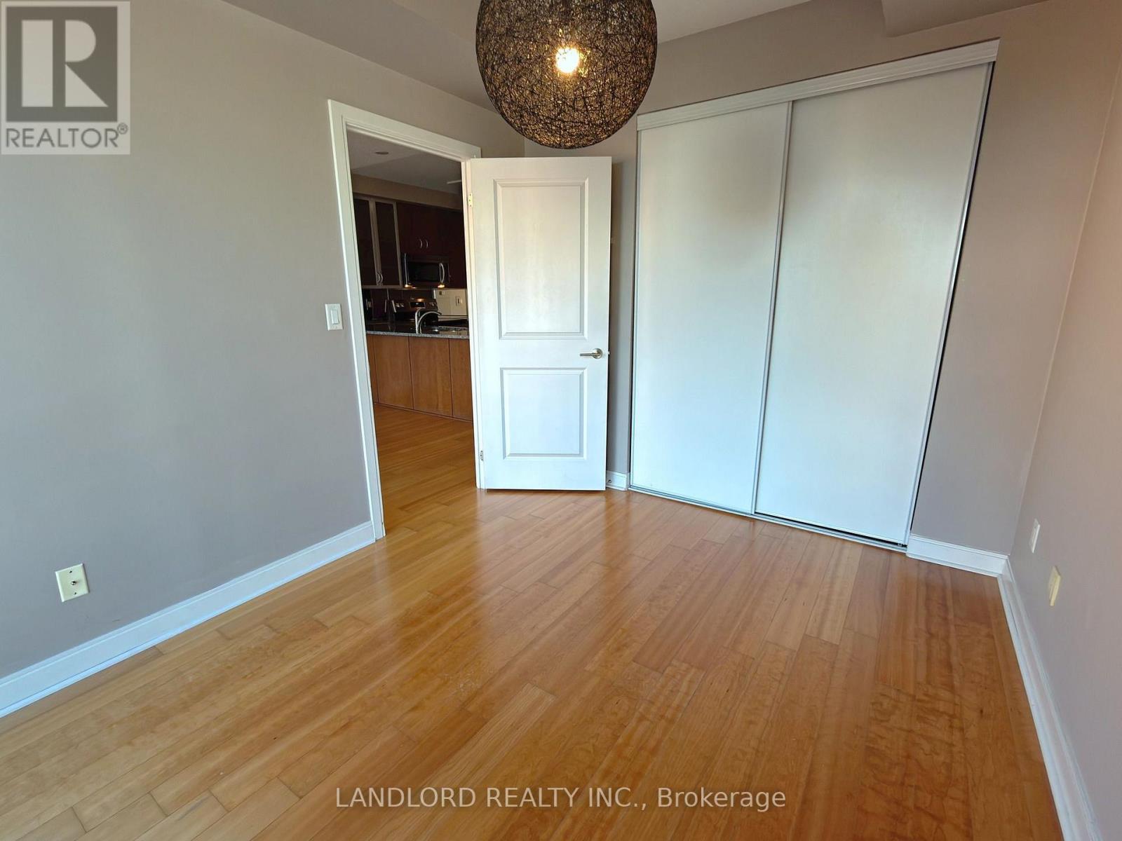 701 - 18 Yorkville Avenue, Toronto, Ontario  M4W 3Y8 - Photo 12 - C13658802