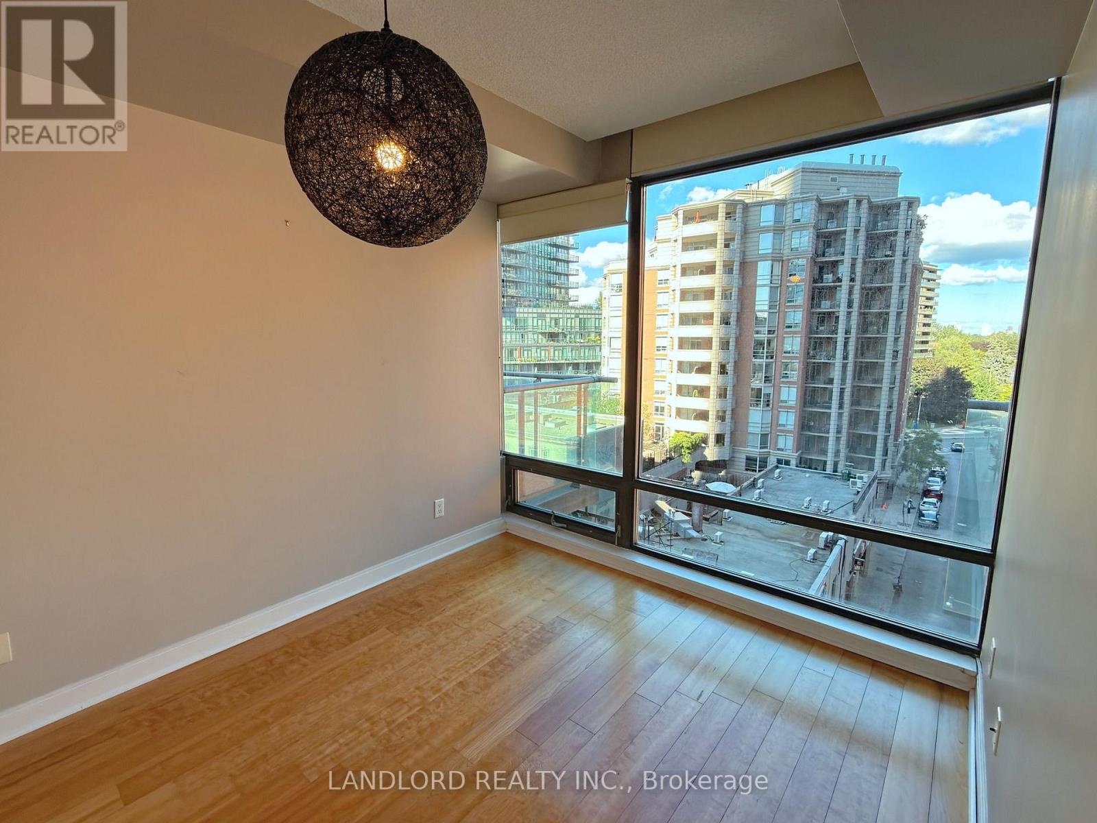 701 - 18 Yorkville Avenue, Toronto, Ontario  M4W 3Y8 - Photo 14 - C13658802