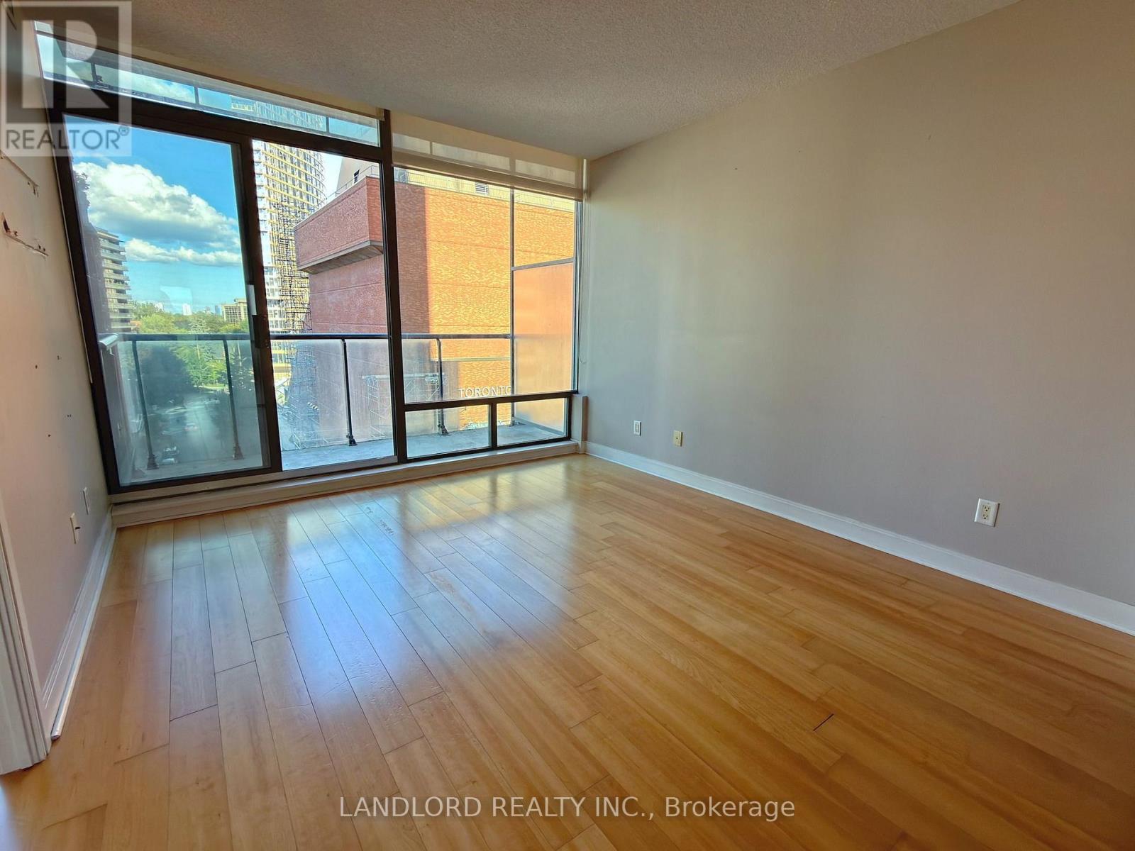 701 - 18 Yorkville Avenue, Toronto, Ontario  M4W 3Y8 - Photo 9 - C13658802