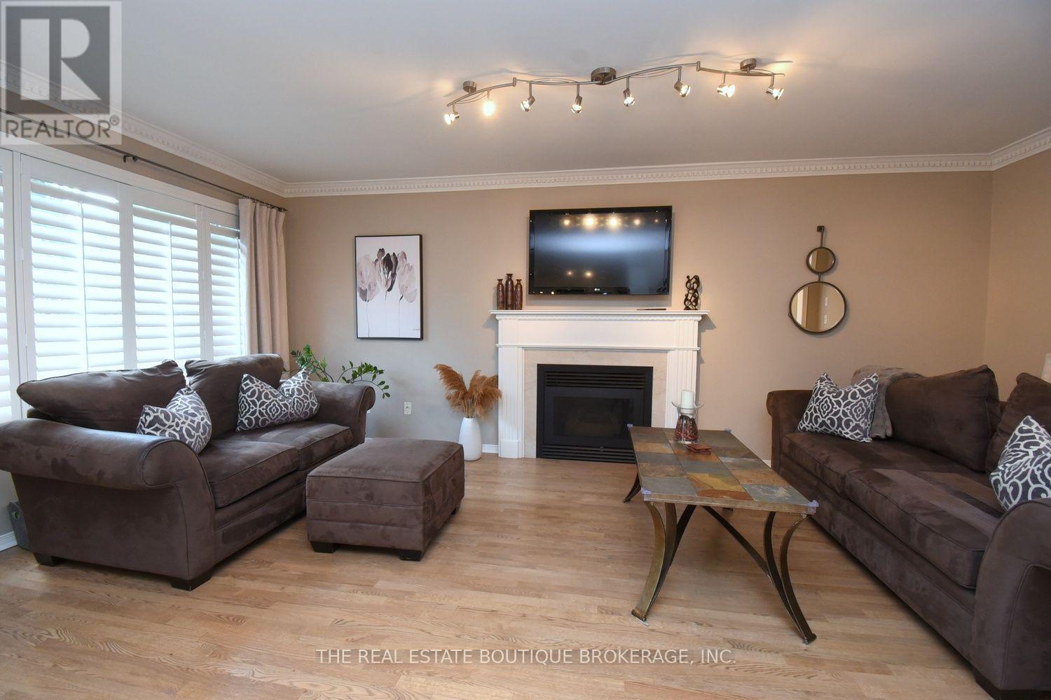 470 Amanda Crescent, Burlington, Ontario  L7L 6H5 - Photo 14 - W13688292