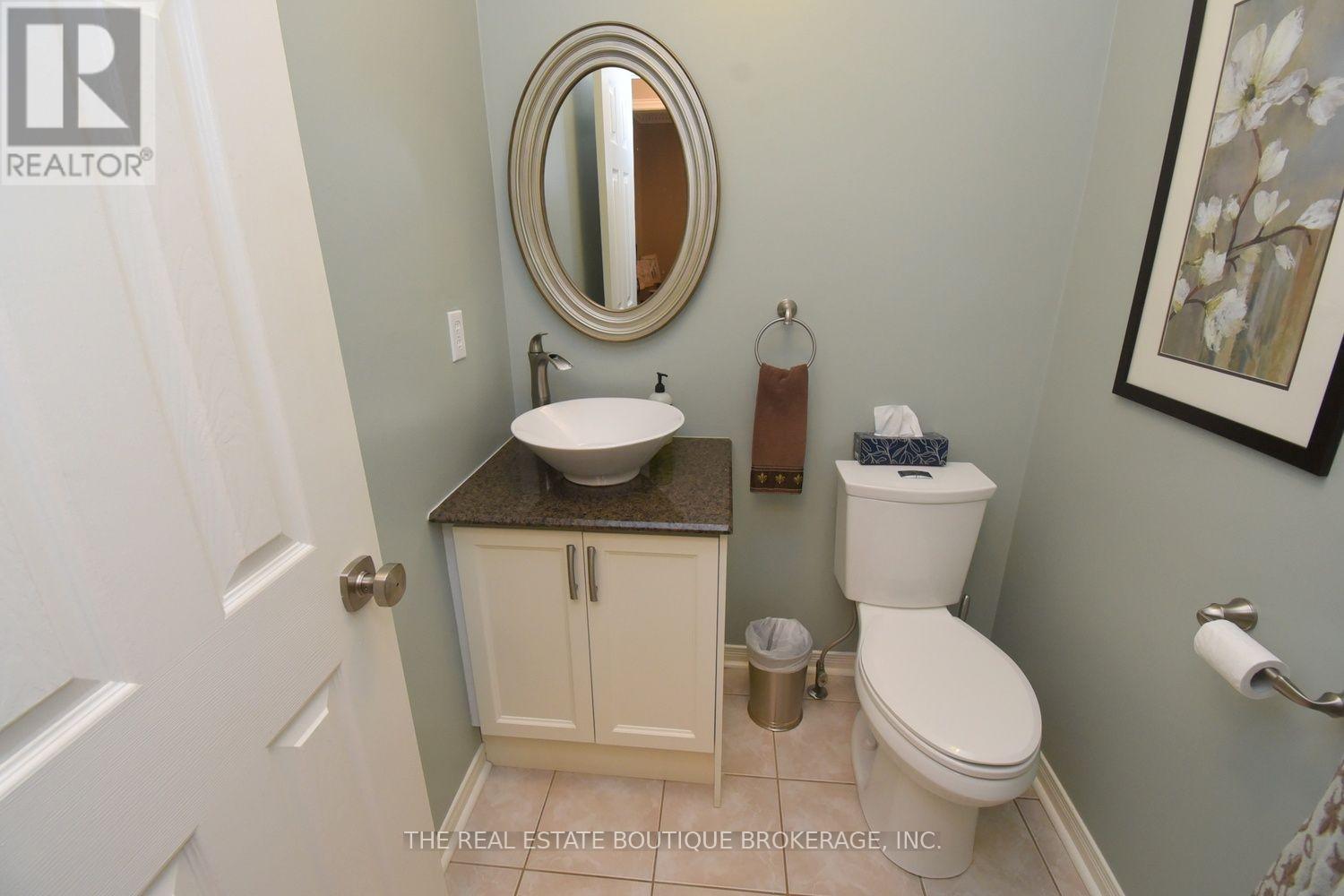 470 Amanda Crescent, Burlington, Ontario  L7L 6H5 - Photo 20 - W13688292