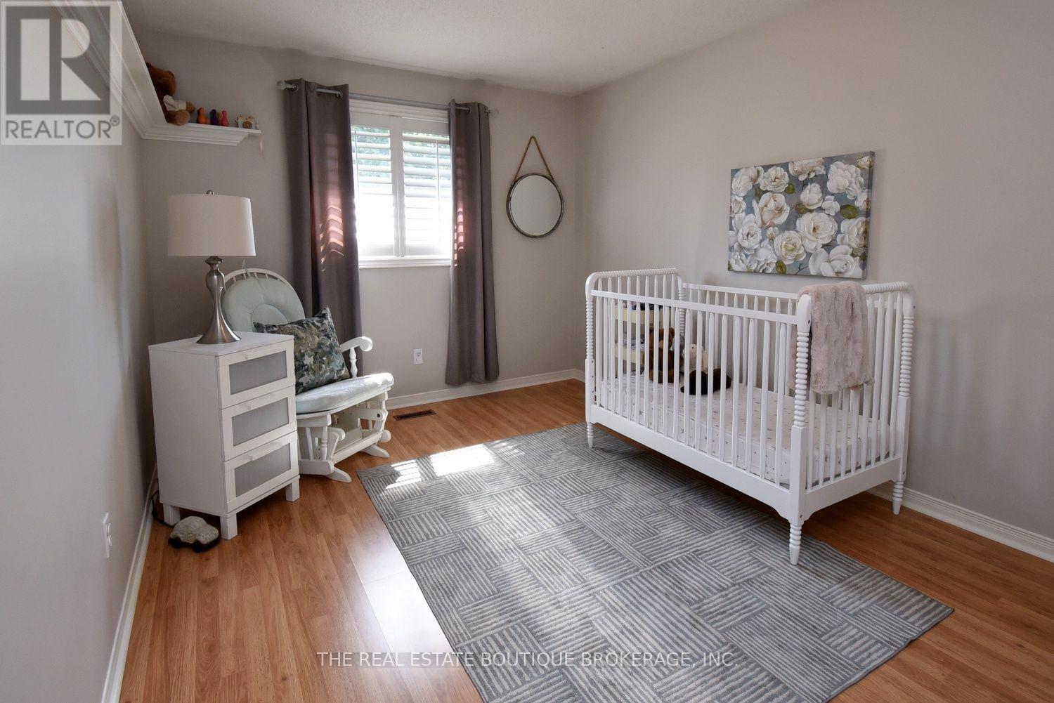 470 Amanda Crescent, Burlington, Ontario  L7L 6H5 - Photo 30 - W13688292