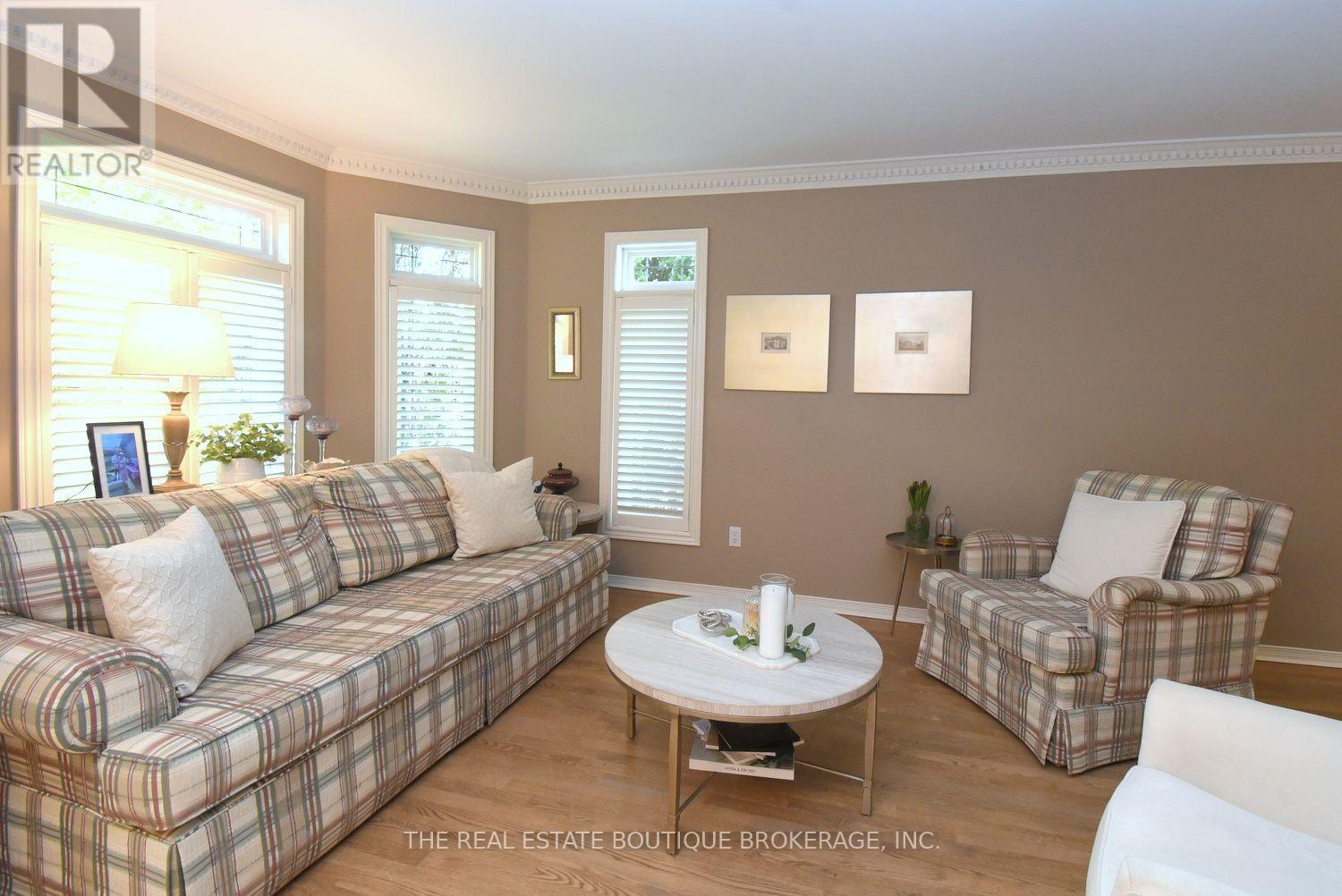 470 Amanda Crescent, Burlington, Ontario  L7L 6H5 - Photo 7 - W13688292