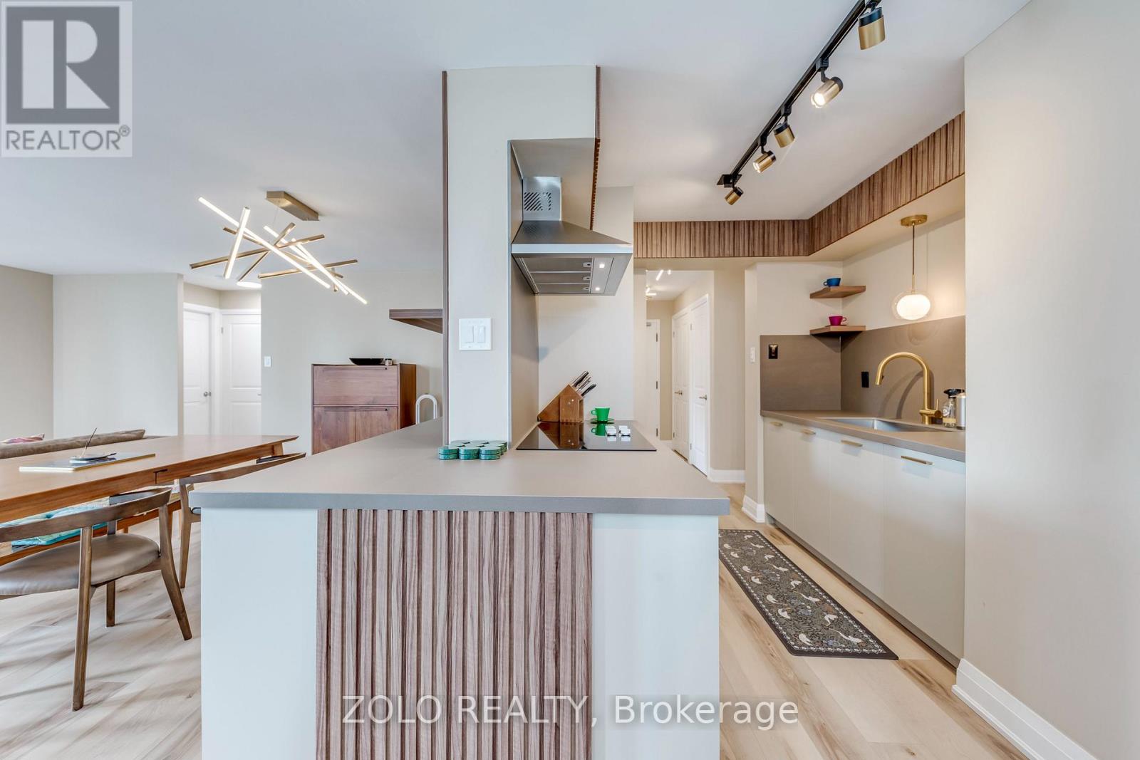 908 - 330 Rathburn Road W, Mississauga, Ontario  L5B 3Y1 - Photo 14 - W13688330