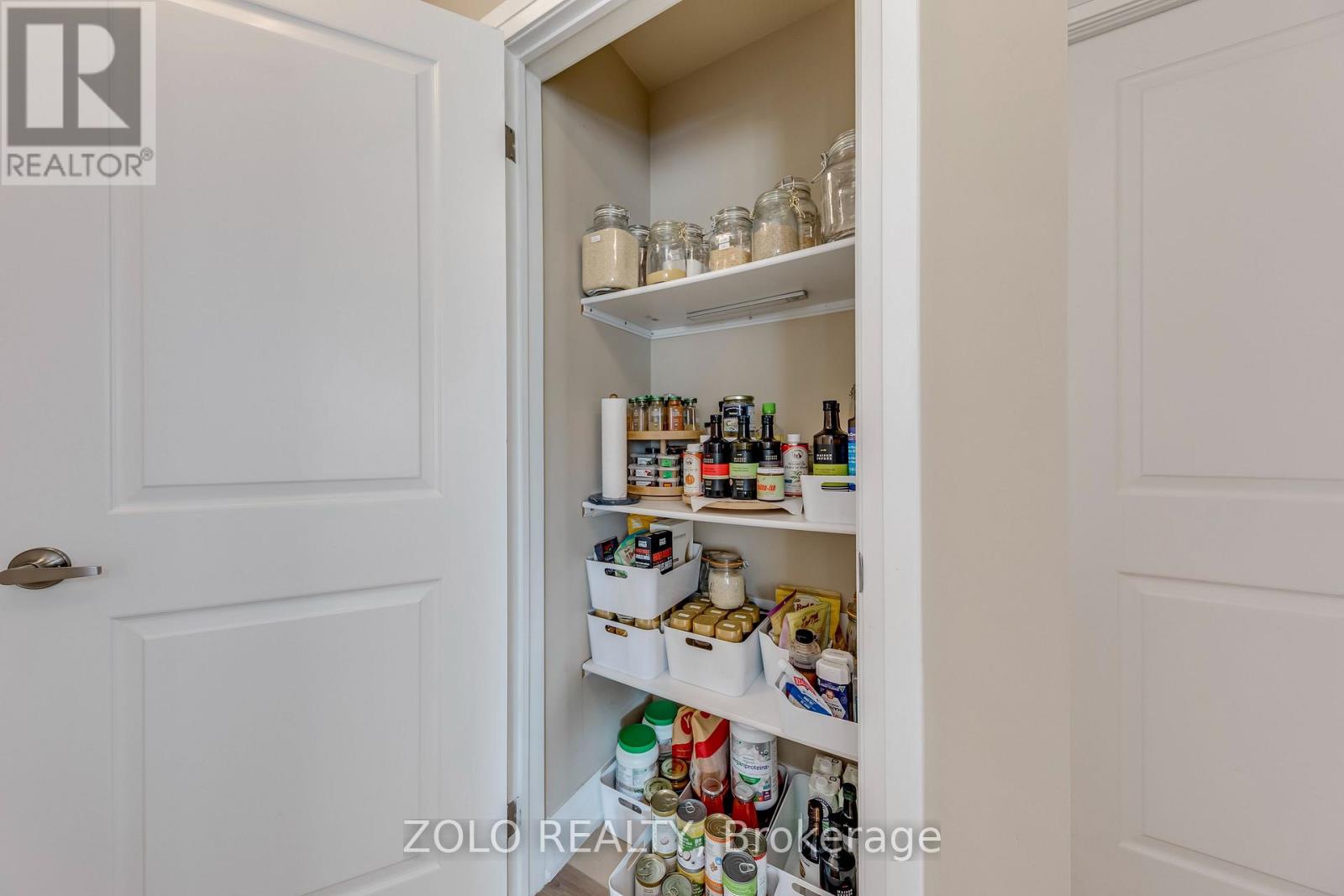 908 - 330 Rathburn Road W, Mississauga, Ontario  L5B 3Y1 - Photo 22 - W13688330
