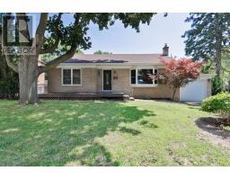 1 PENHALE DRIVE, Toronto, Ontario