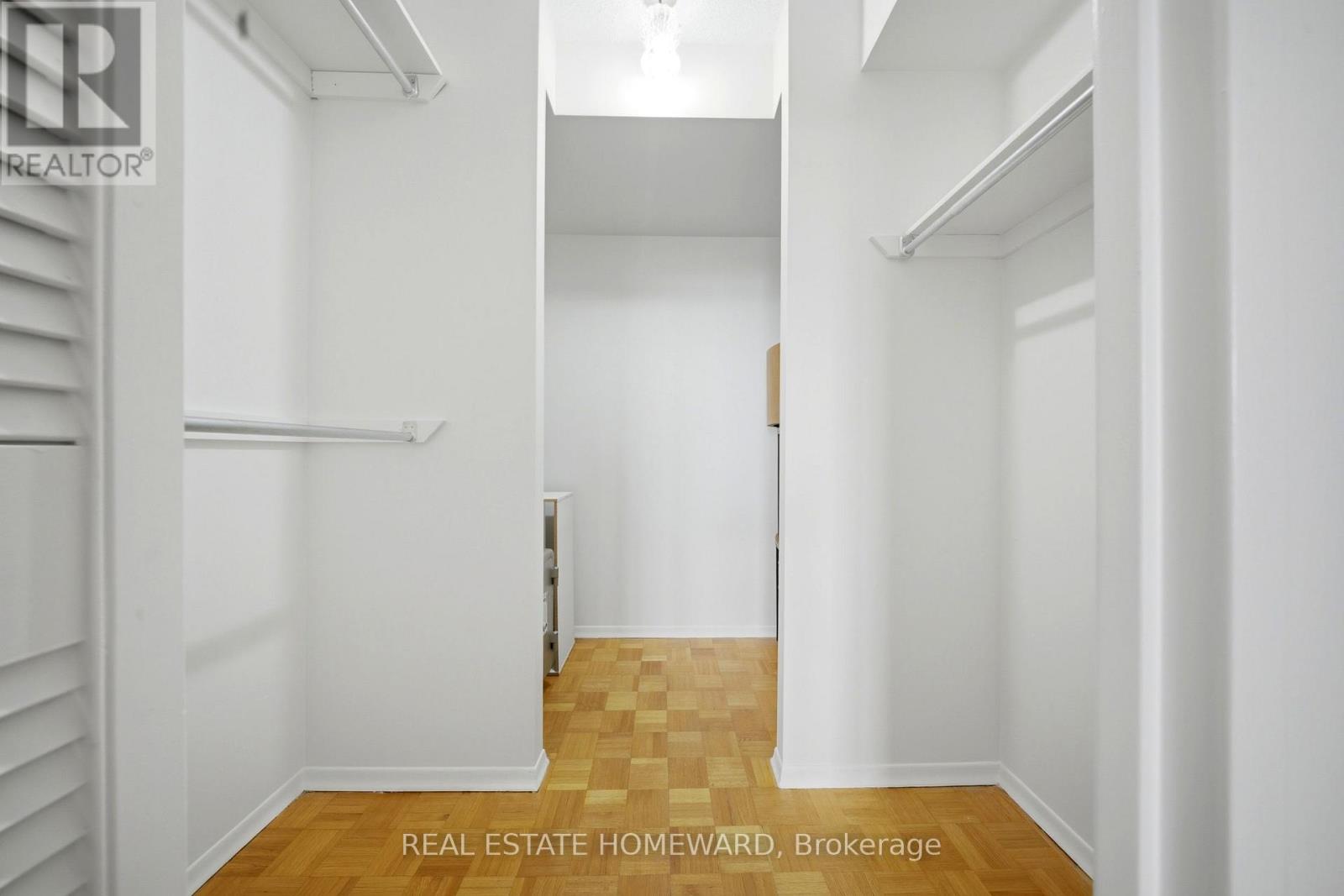 1505 - 1515 Lakeshore Road E, Mississauga, Ontario  L5E 3E3 - Photo 19 - W13688348