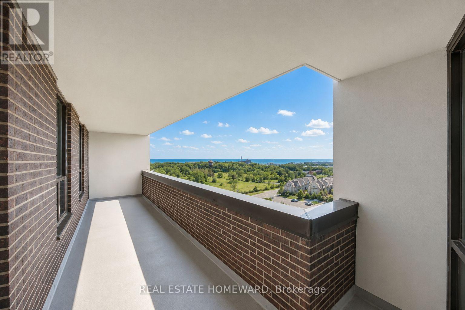 1505 - 1515 Lakeshore Road E, Mississauga, Ontario  L5E 3E3 - Photo 2 - W13688348