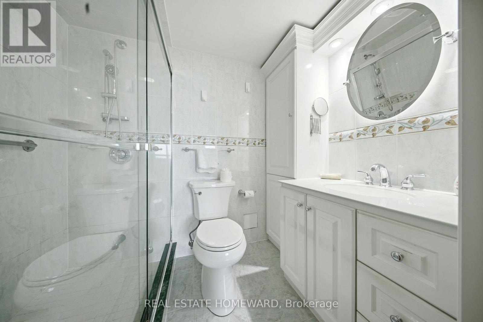 1505 - 1515 Lakeshore Road E, Mississauga, Ontario  L5E 3E3 - Photo 21 - W13688348