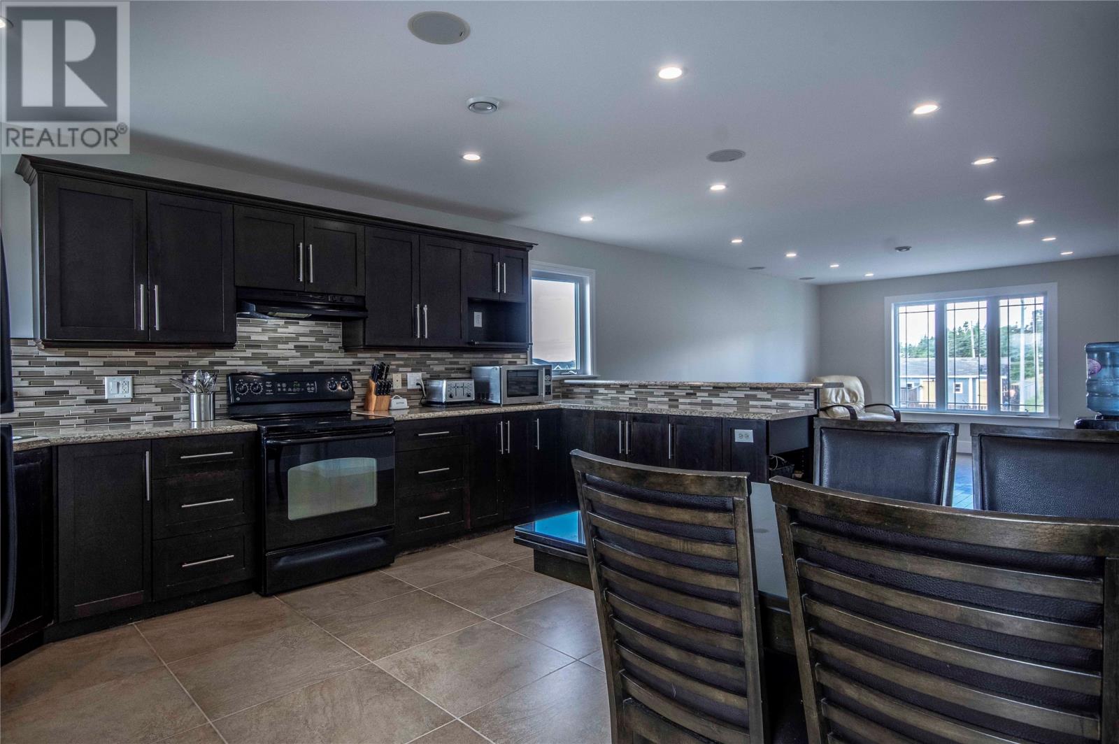 6 Goldust Place, Conception Bay South — photo 11