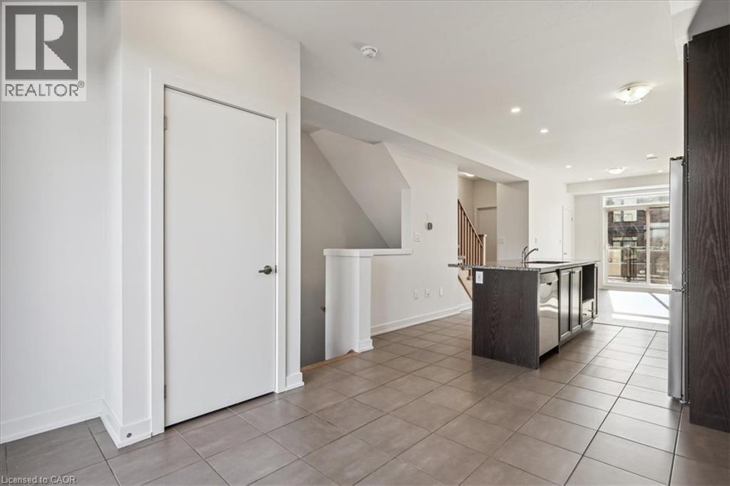 590 North Service Road Unit# 31, Stoney Creek, Ontario  L8E 0K5 - Photo 14 - 40855505