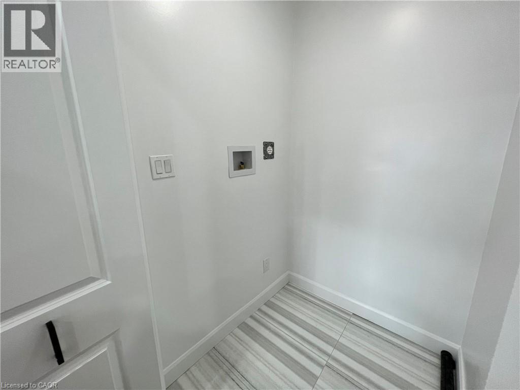 5 Rowanwood Street, Hamilton, Ontario  L8L 7H1 - Photo 8 - 40855948