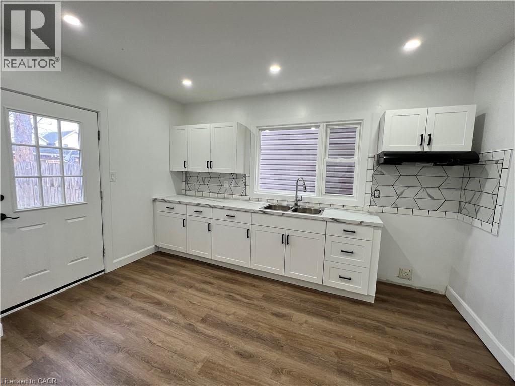 5 Rowanwood Street, Hamilton, Ontario  L8L 7H1 - Photo 9 - 40855948
