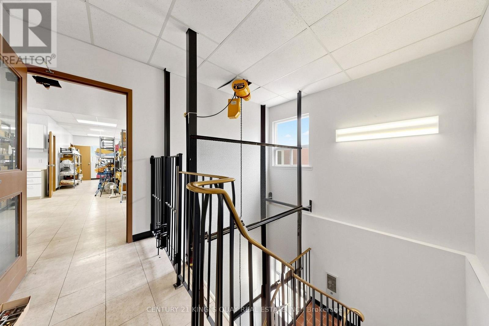41 Coxwell Avenue, Toronto, Ontario M4L 3A9 - Photo 13 - E13687010