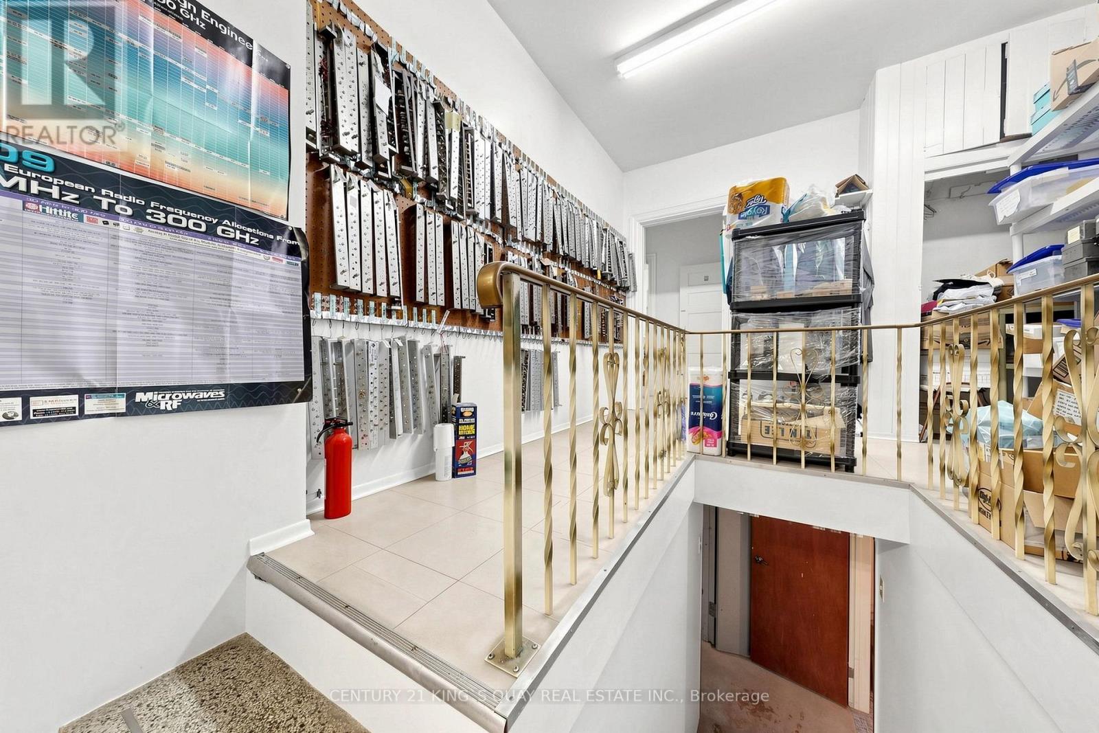 41 Coxwell Avenue, Toronto, Ontario M4L 3A9 - Photo 34 - E13687010