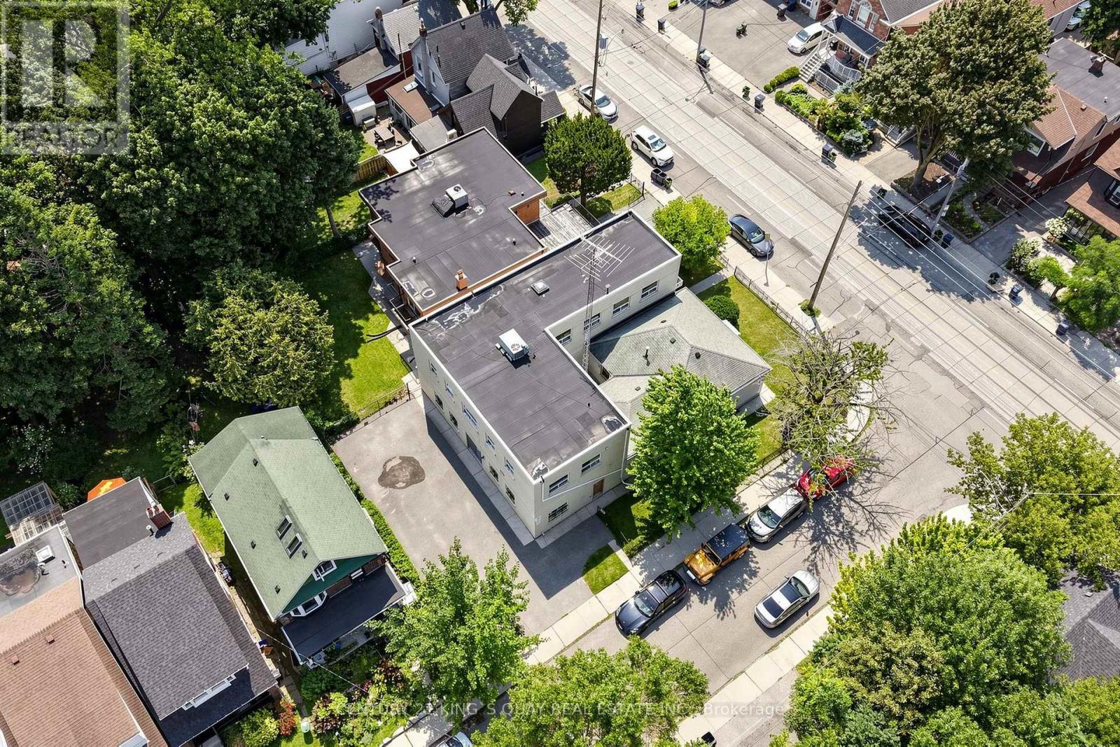 41 Coxwell Avenue, Toronto, Ontario M4L 3A9 - Photo 42 - E13687010