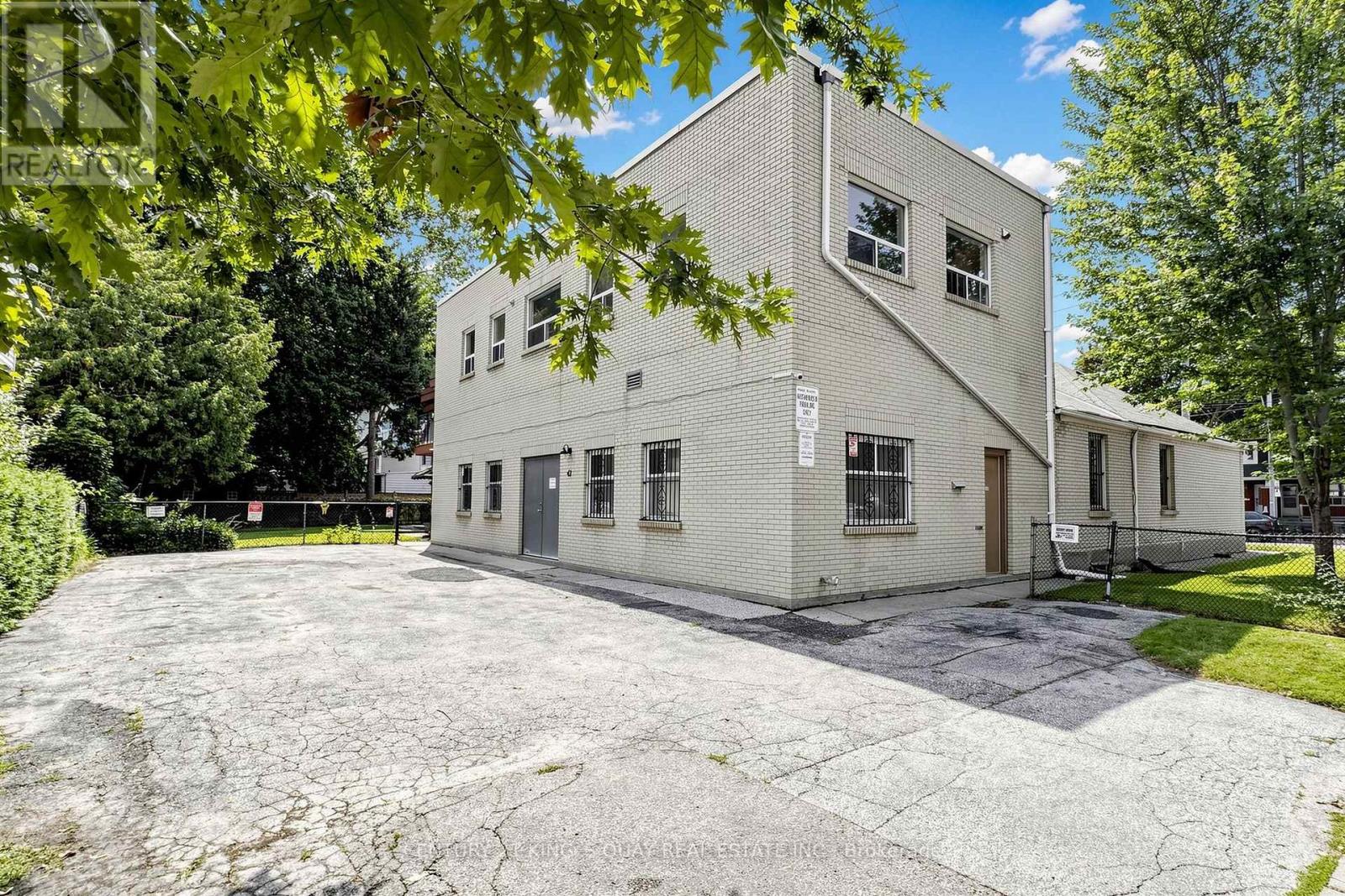 41 Coxwell Avenue, Toronto, Ontario M4L 3A9 - Photo 41 - E13687010