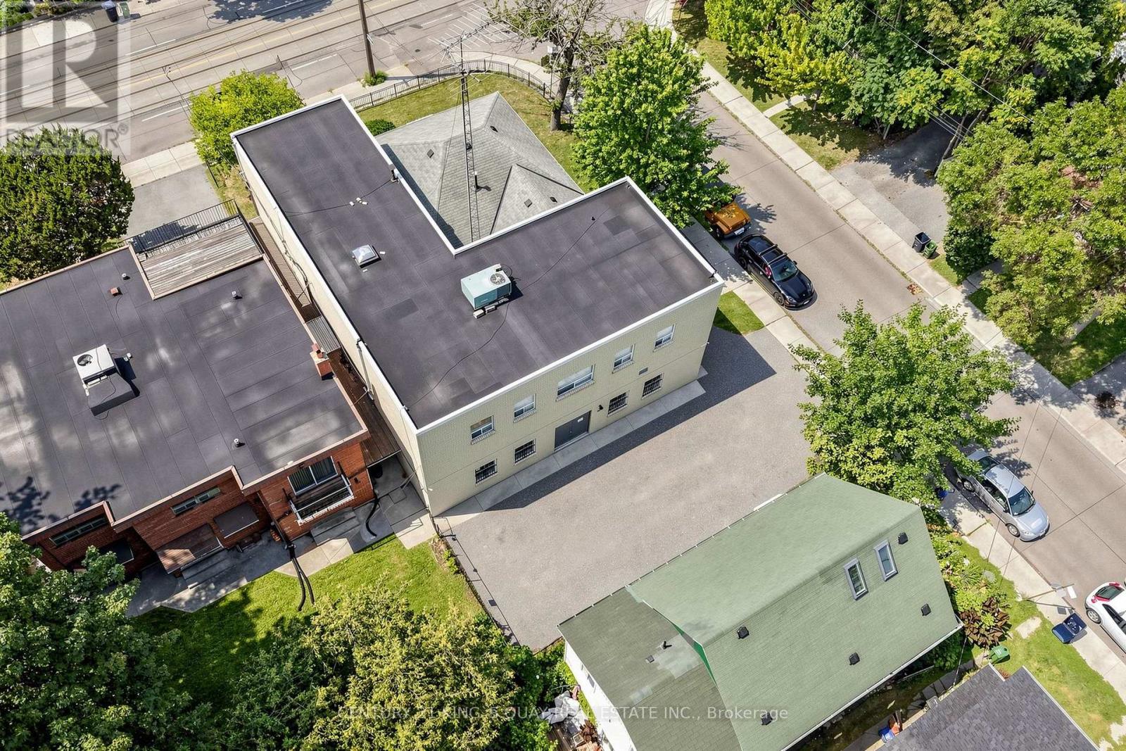 41 Coxwell Avenue, Toronto, Ontario M4L 3A9 - Photo 43 - E13687010