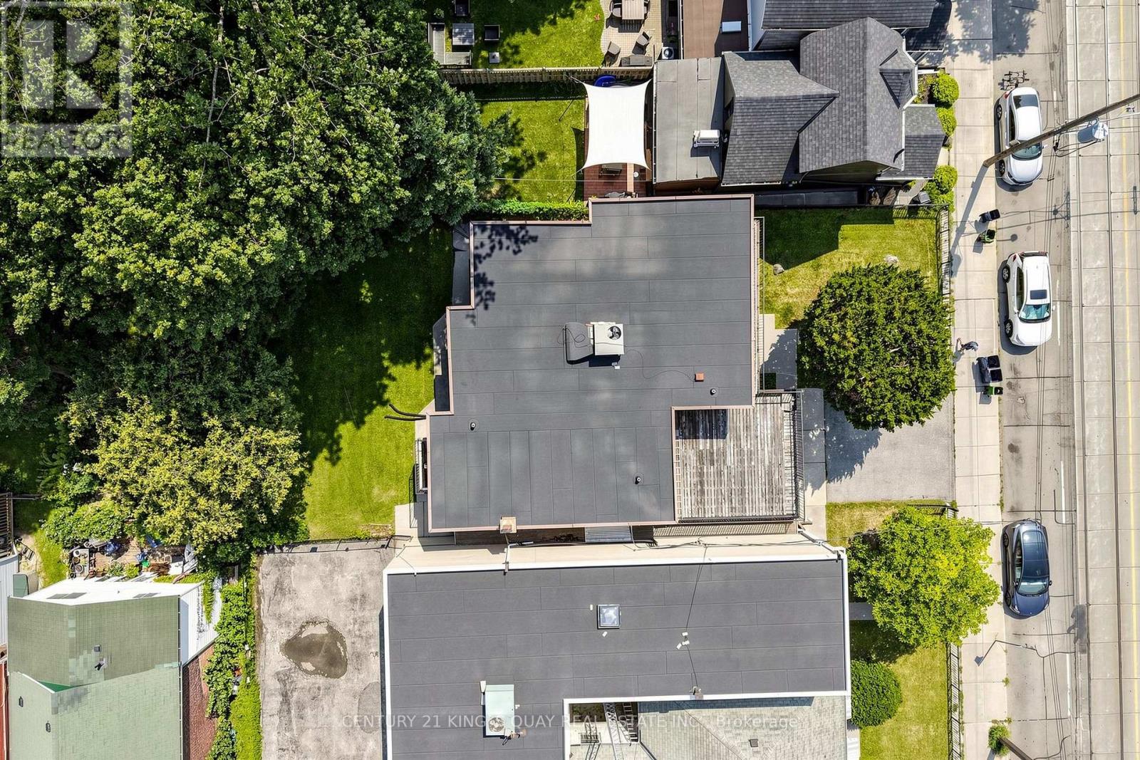 41 Coxwell Avenue, Toronto, Ontario M4L 3A9 - Photo 45 - E13687010
