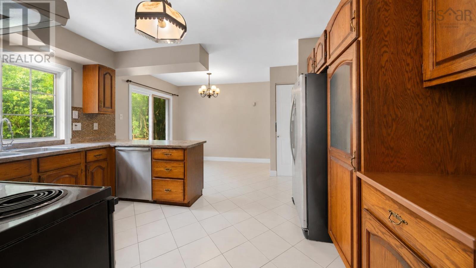 47 Forest Road, Dartmouth, Nova Scotia  B2Y 4G5 - Photo 34 - 202620917