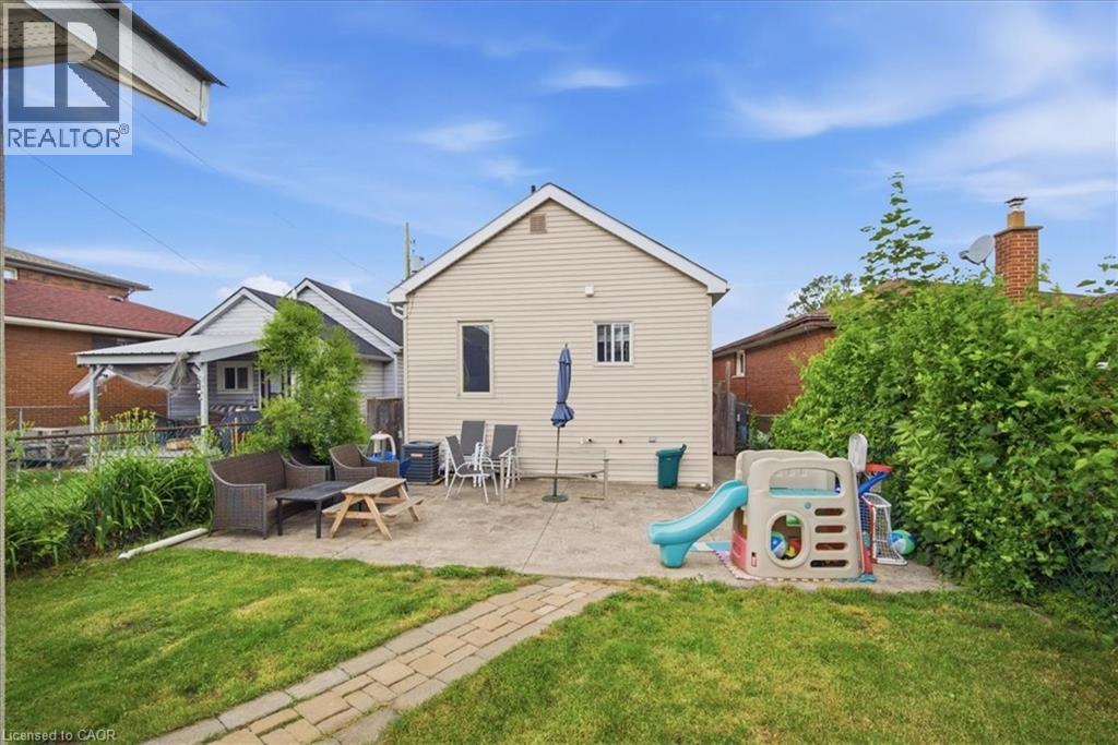 22 Delena Avenue N, Hamilton, Ontario  L8H 6B4 - Photo 19 - 40841828