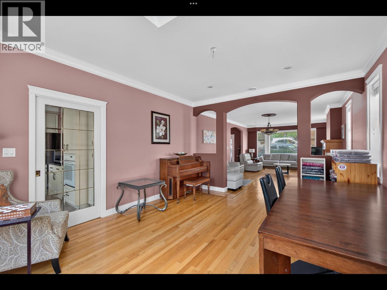 4326 Rumble Street, Burnaby, British Columbia  V5J 2A1 - Photo 6 - R3156390
