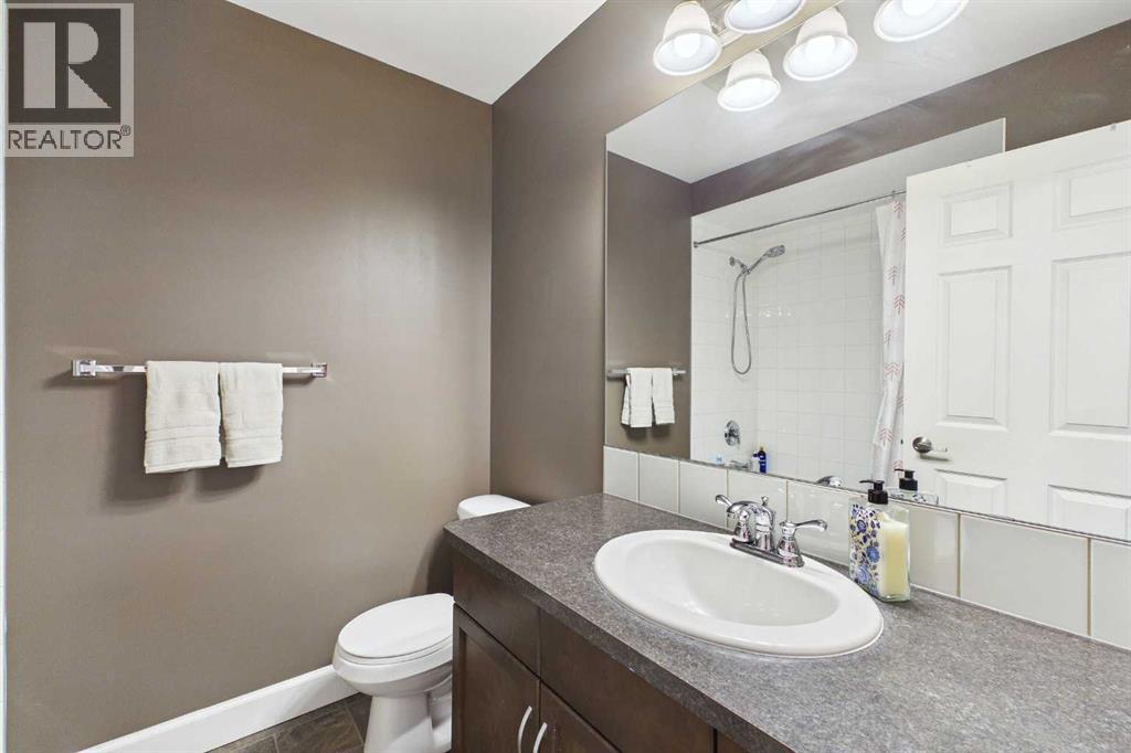 936 Windsong Drive Sw, Airdrie, Alberta  T4B 0P3 - Photo 27 - A2335973