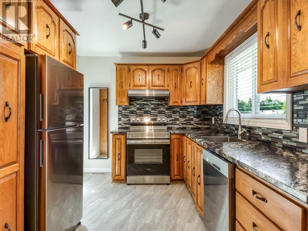 286 Penman Avenue, Garson, Ontario  P3L 1H8 - Photo 8 - 2129855