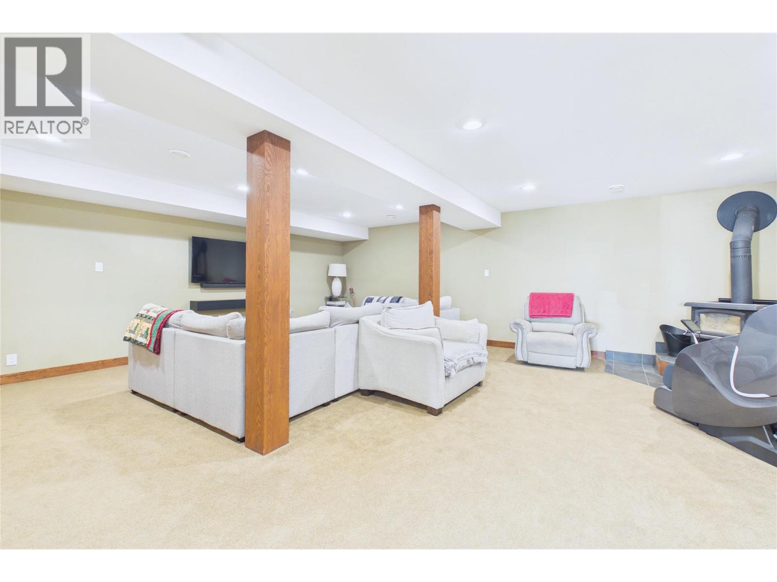6210 33 Highway E, Kelowna, British Columbia  V1P 1H8 - Photo 49 - 10389893